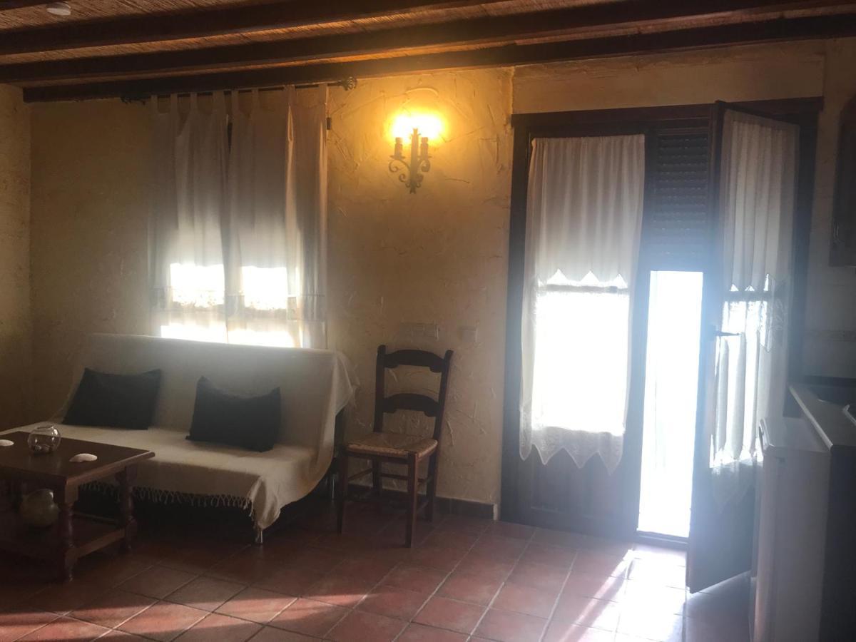 Casa Rural Cortijo La Ajedrea Силес Экстерьер фото